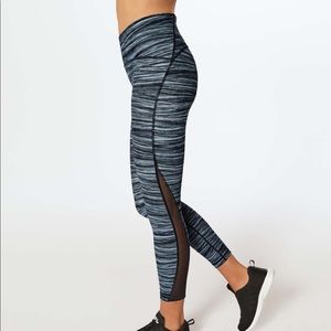 Lululemon train times 7/8 tights